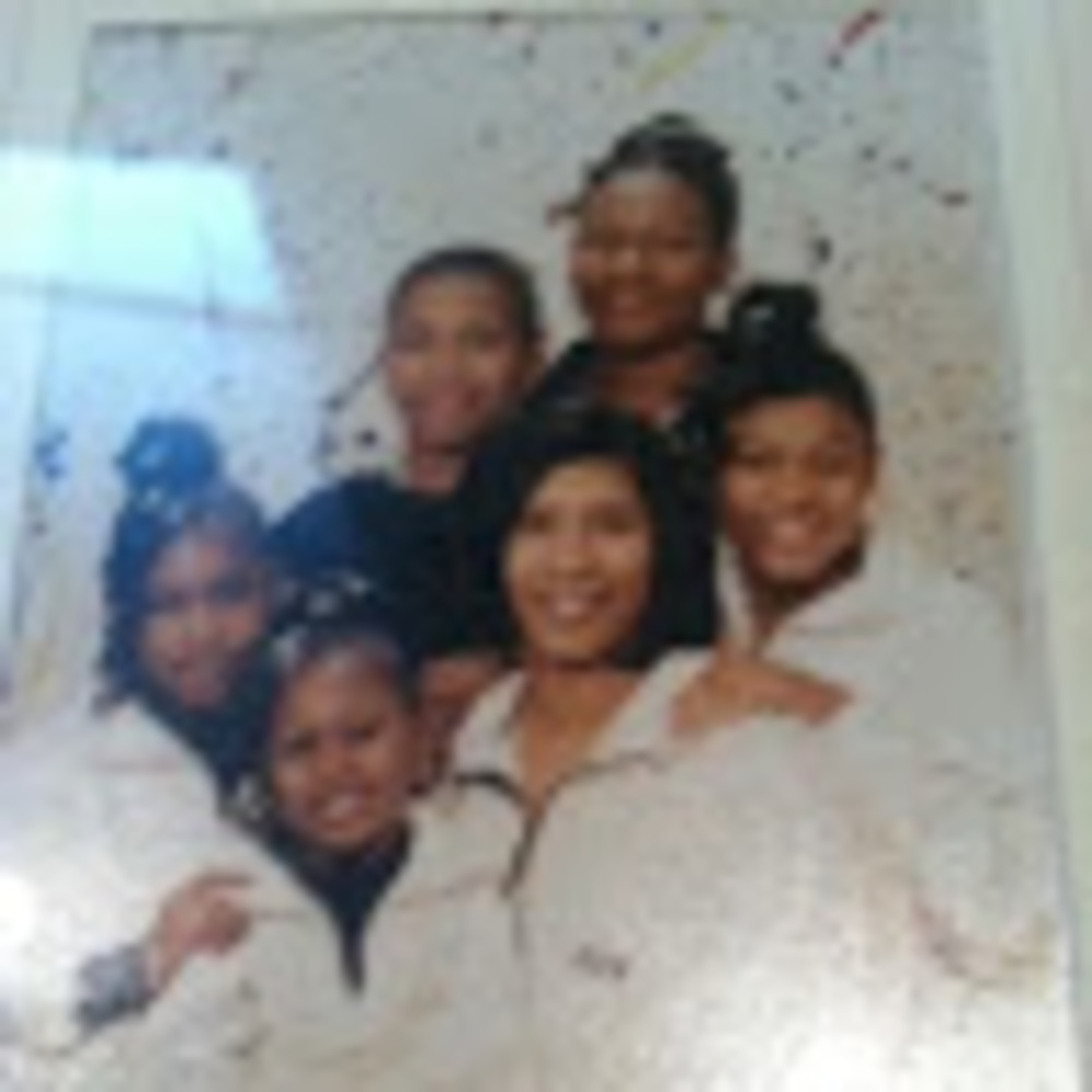 Meet your Posher, Gina